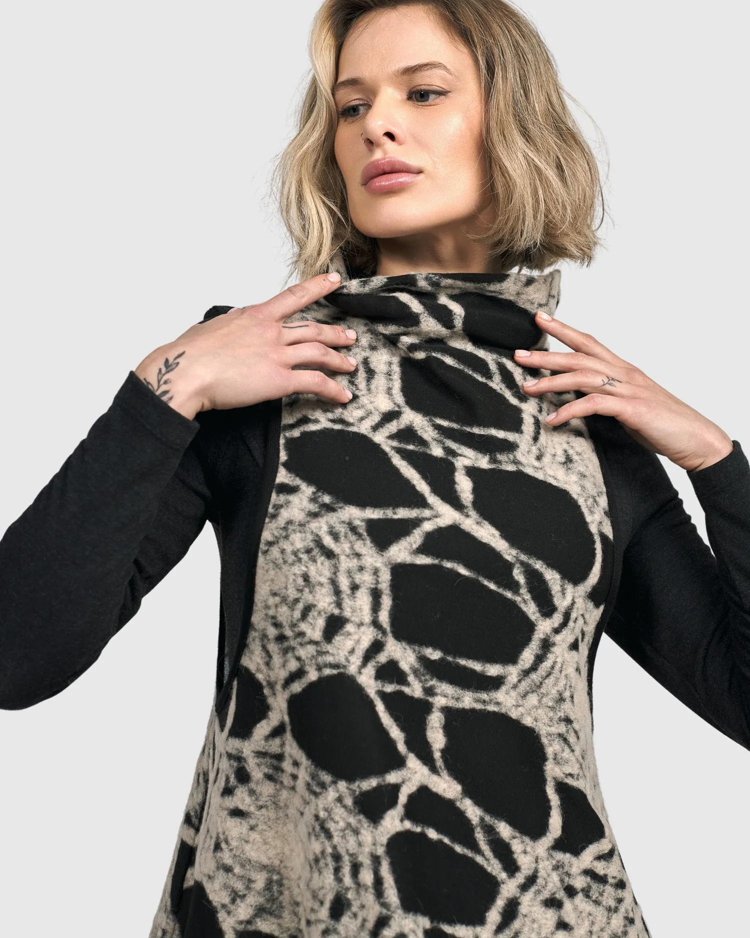 Alembika Urban Ambrosia Sleeveless Top
