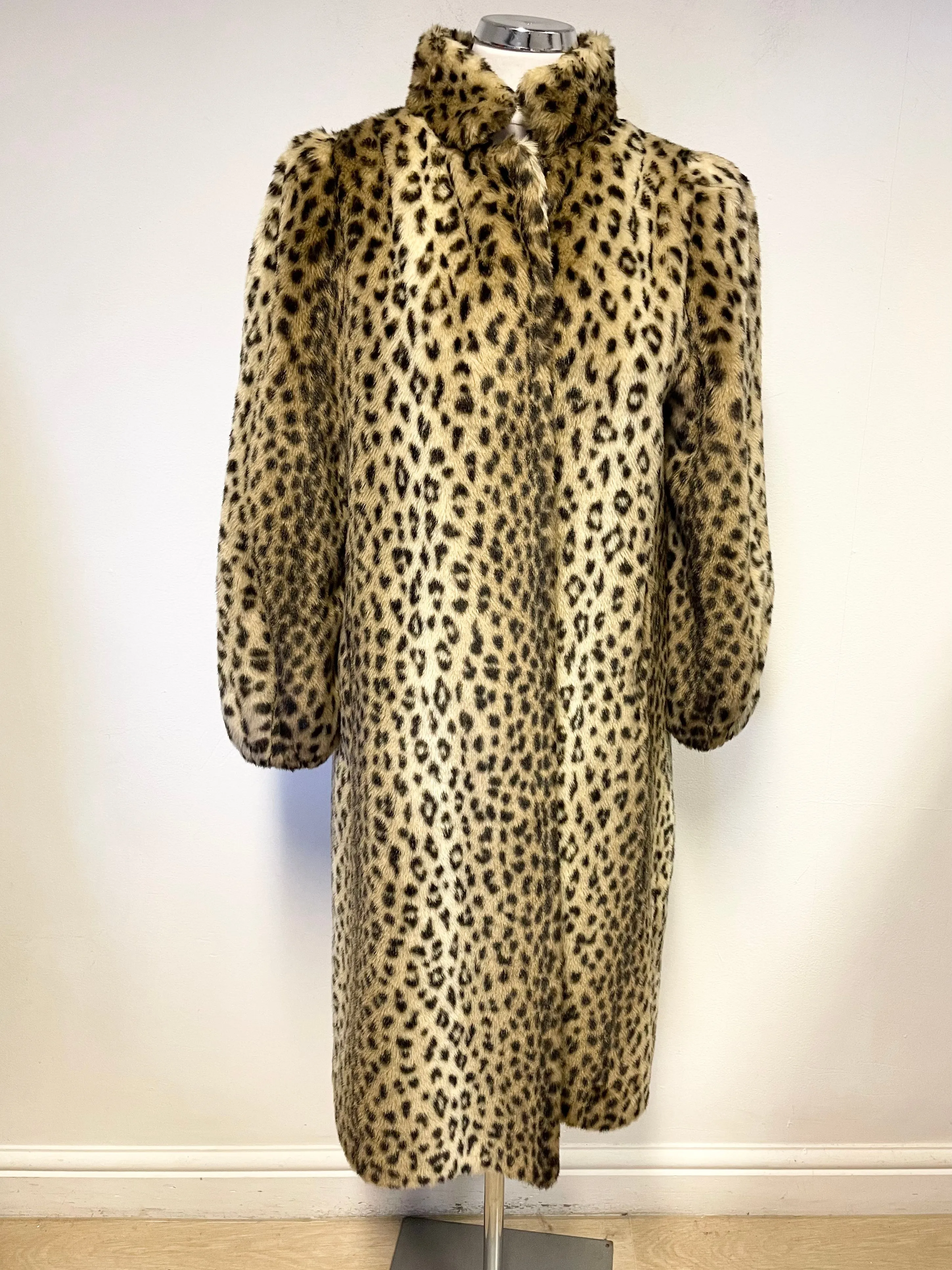 ASTRAKA FAUX FUR LEOPARD PRINT FAUX FUR KNEE LENGTH COAT SIZE 10
