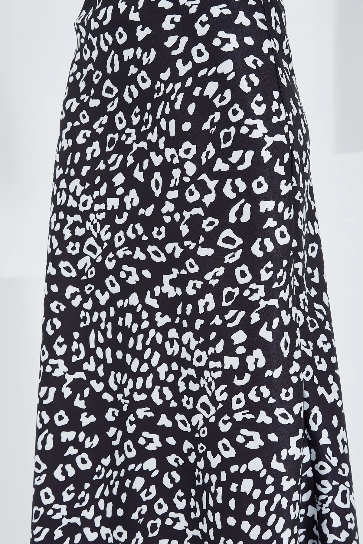BGD Women Woman Black and White Patterned Satin Skirt 15806 - Avondale