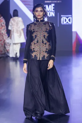 Black box pleated flared pants