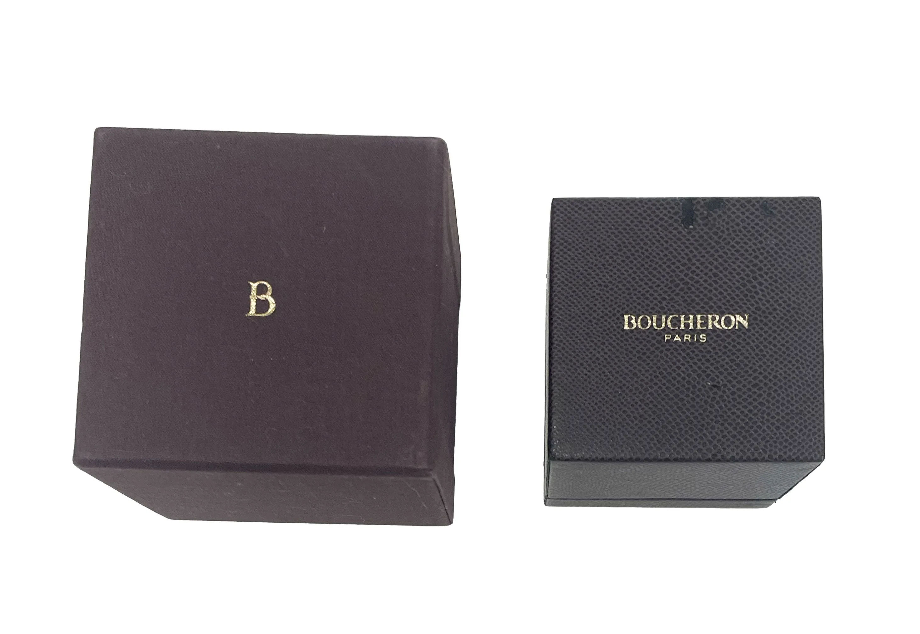 Boucheron Jaipur Chalcedony Fashion Ring in 18k White Gold