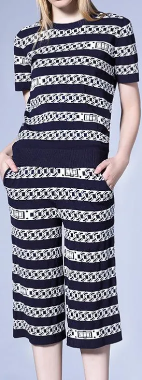 Chain-Print Knit Top & Cropped Pants