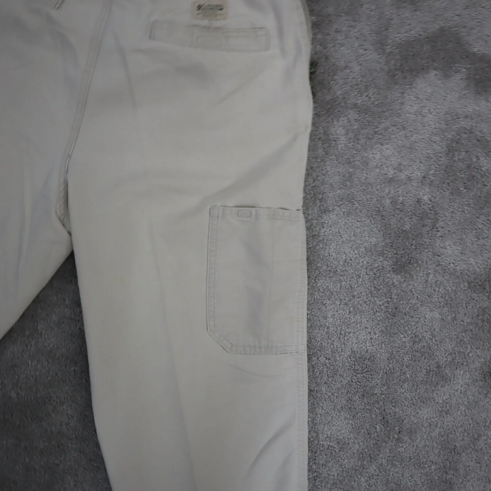 Columbia Pant Mens Size 32W Solid Light Beige Chino Outdoor 100% Cotton Pockets
