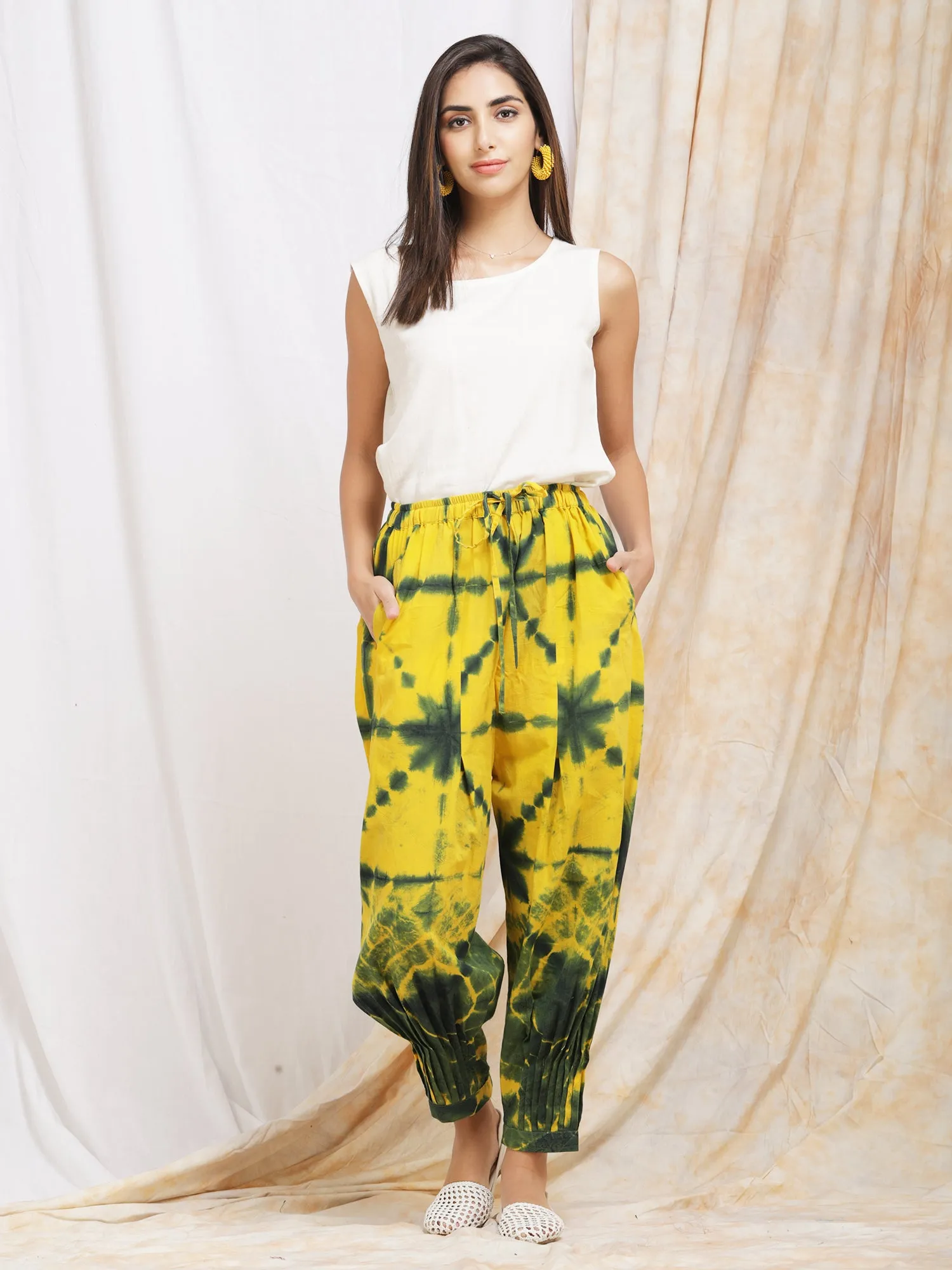 Darzaania Clamp Dyed Cotton Harem Pants (Free Size)