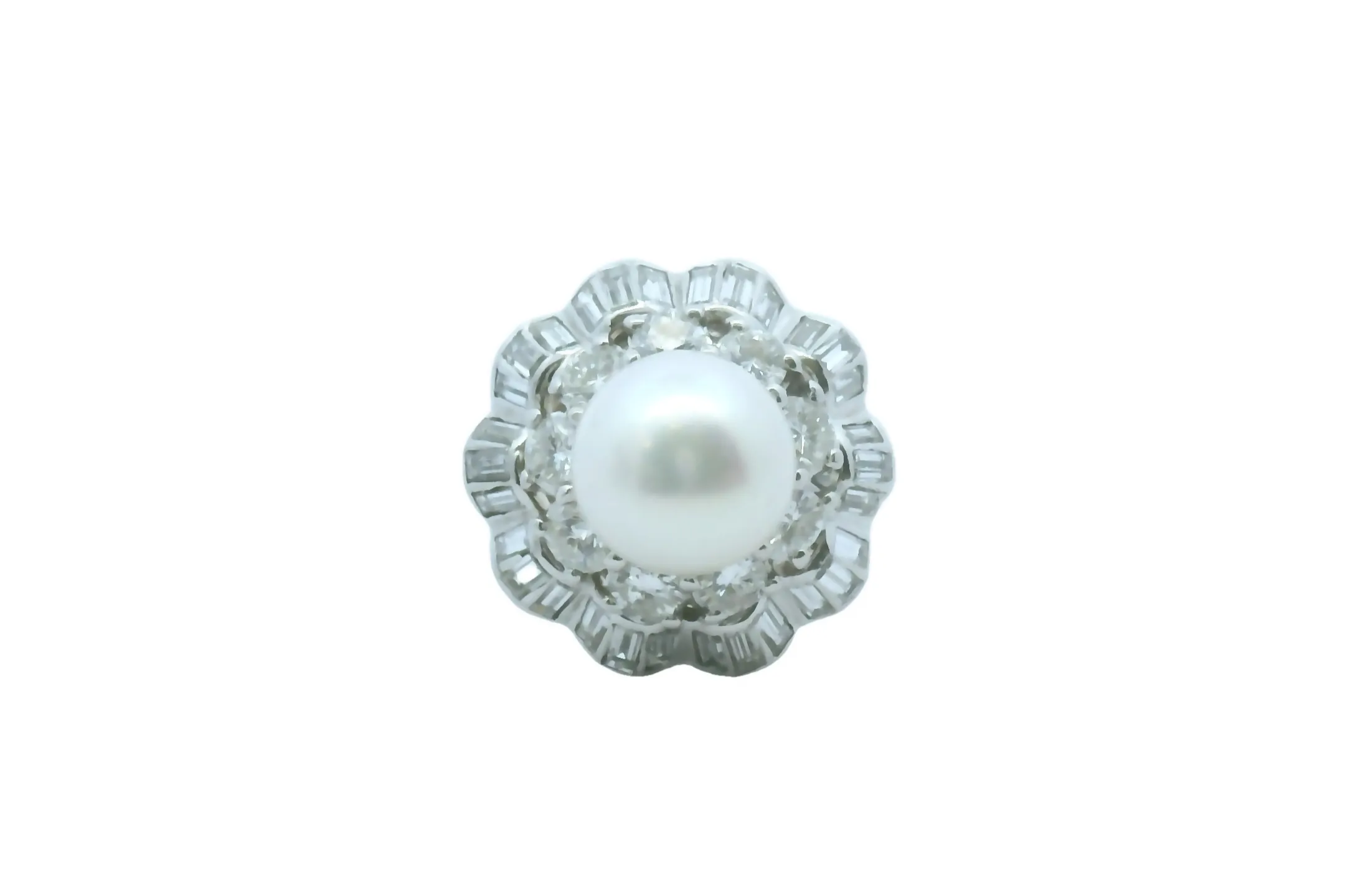 Diamond & Pearl Flower Ring