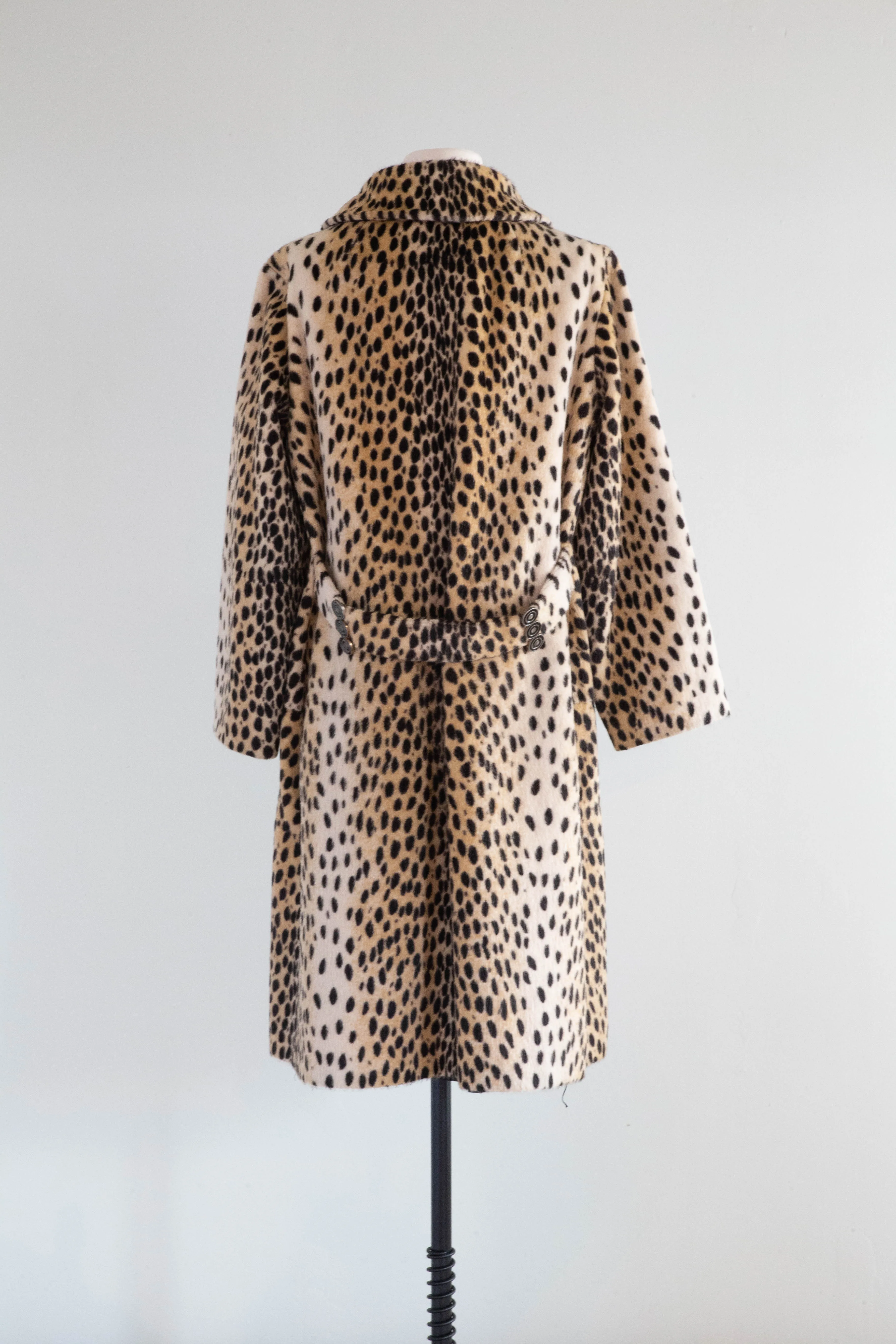 Iconic 1960's Faux Cheetah Print Ladies Coat From Woolf Brothers  / ML