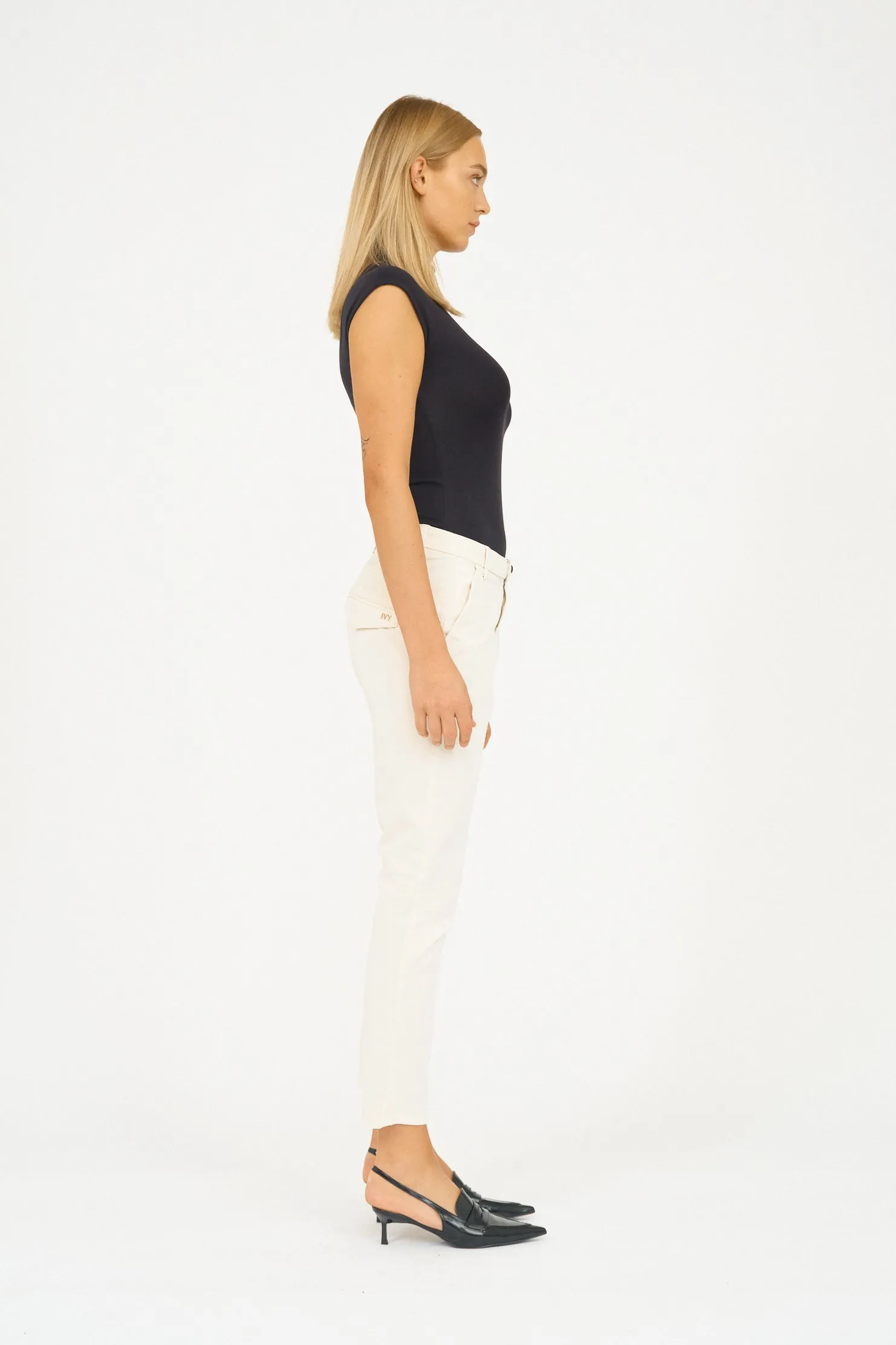 IVY-Karmey Chino - Creme