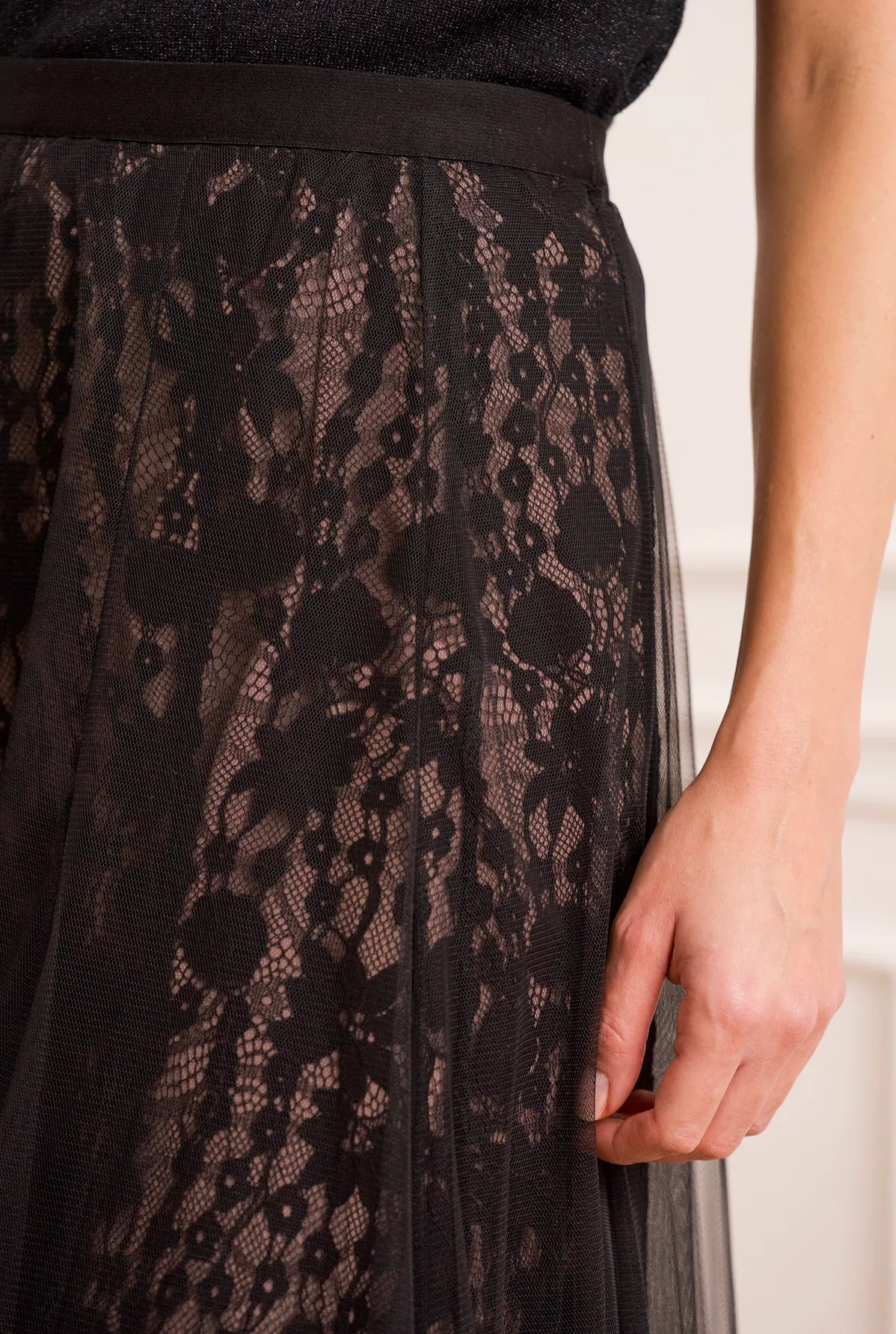 Lace & Tulle Skirt - Black