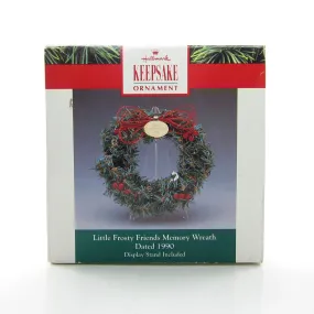 Little Frosty Friends Memory Wreath Vintage 1990 Hallmark Ornament Display