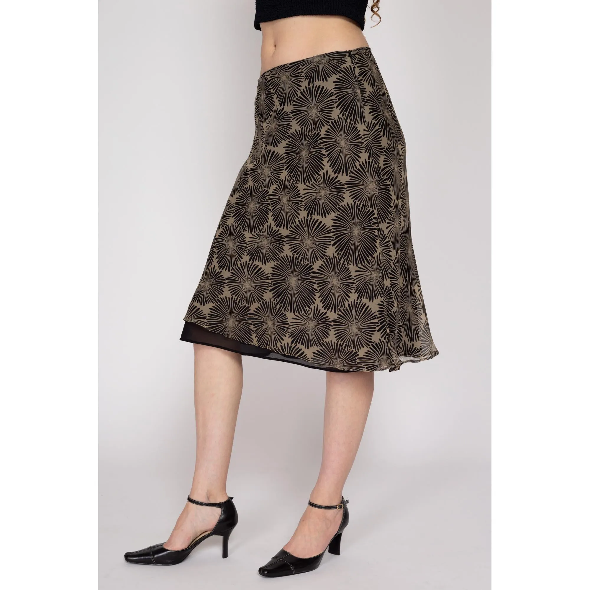 Medium 90s Chrysanthemum Print Silk Midi Skirt 30"