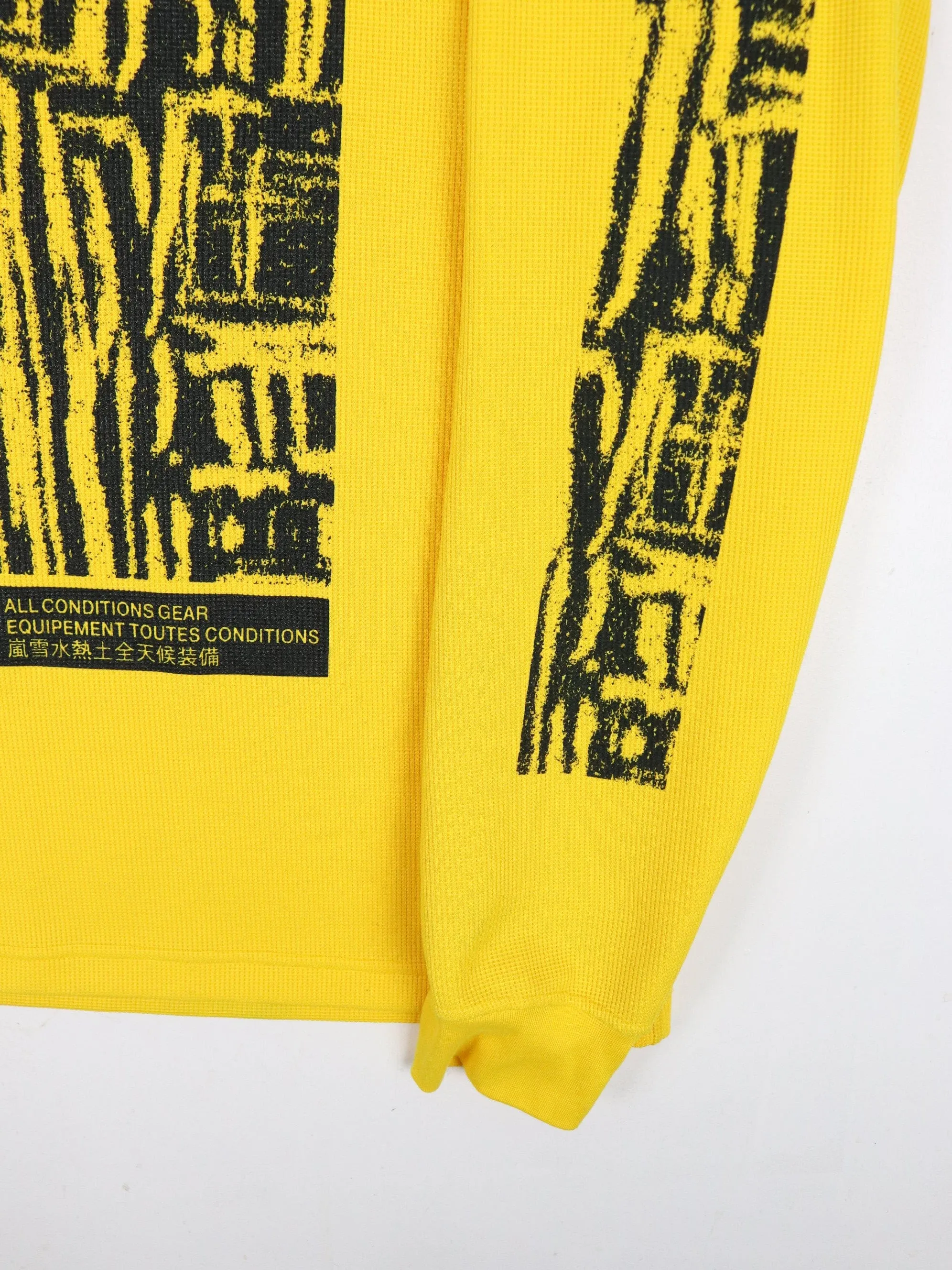 Nike ACG T Shirt Mens Small Yellow Thermal Outdoors