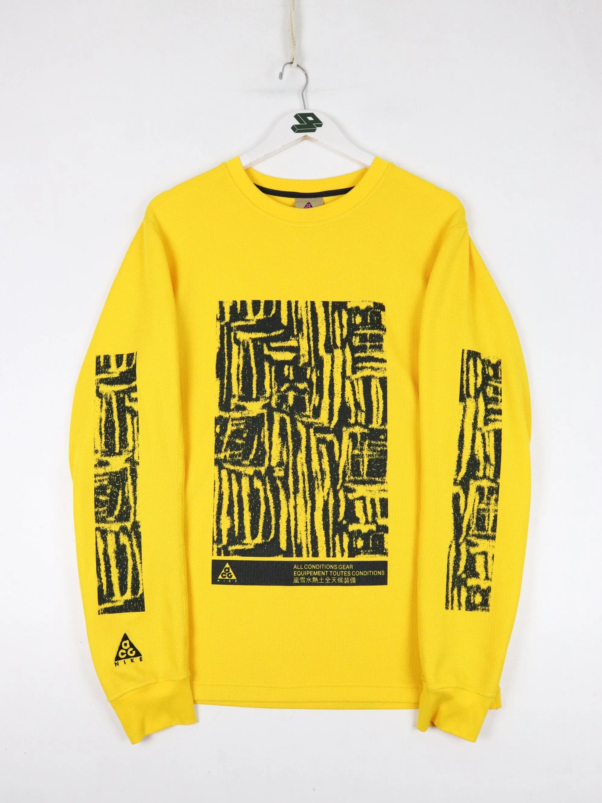 Nike ACG T Shirt Mens Small Yellow Thermal Outdoors