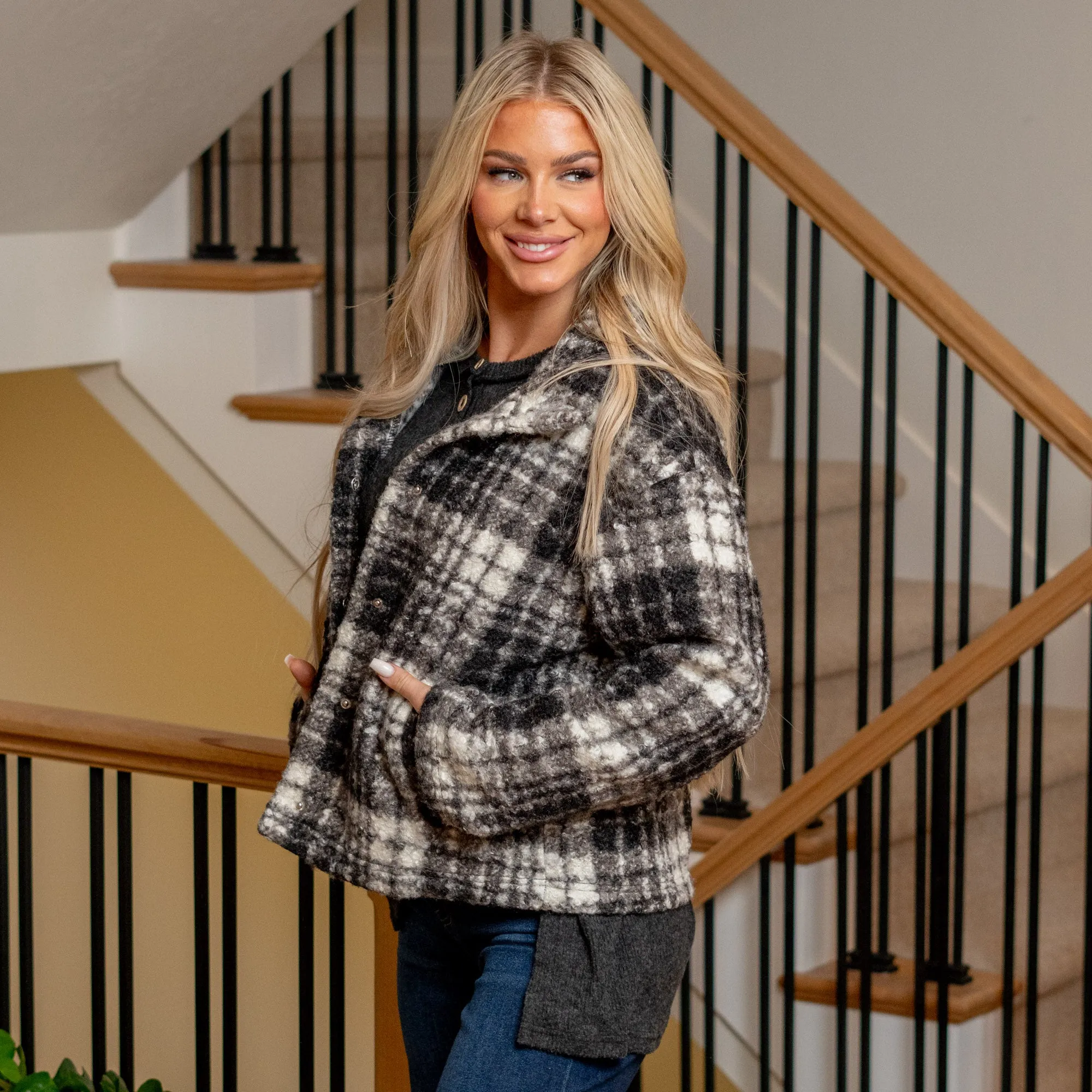 Plaid Collared Neck Boucle Jacket with Pockets