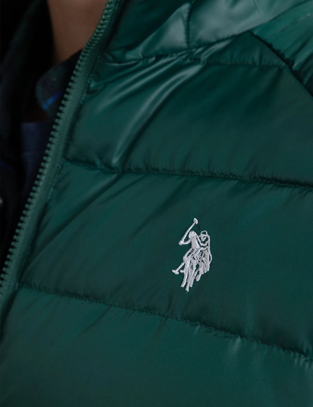 SMALL CHANNEL PACKABLE QUILTED JACKET