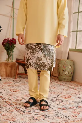 The Perfect Men Slim Fit Pants - Light Yellow
