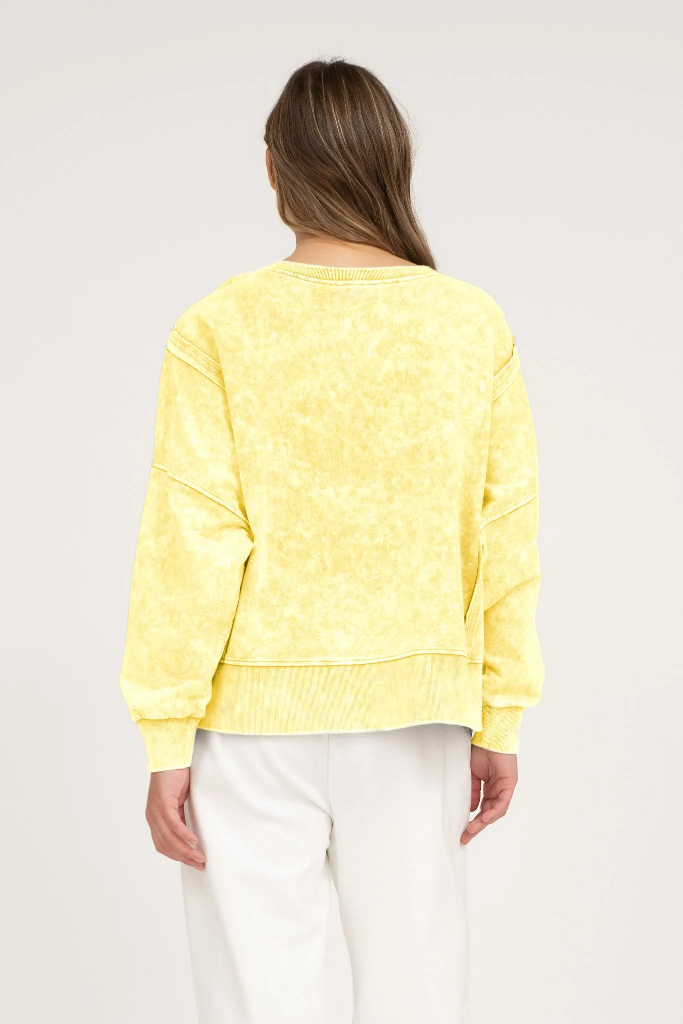 WASHED EXTENDED SHOULDER KNIT TOP