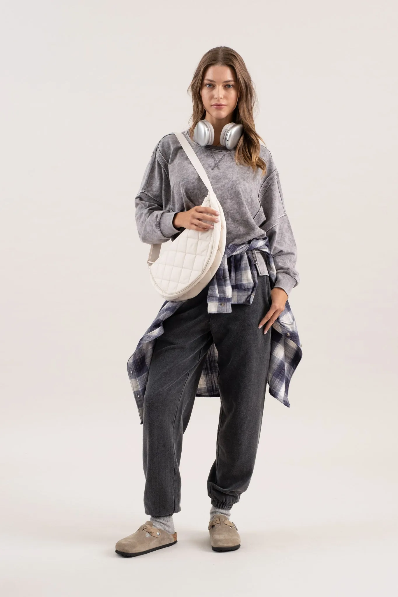 WASHED EXTENDED SHOULDER KNIT TOP