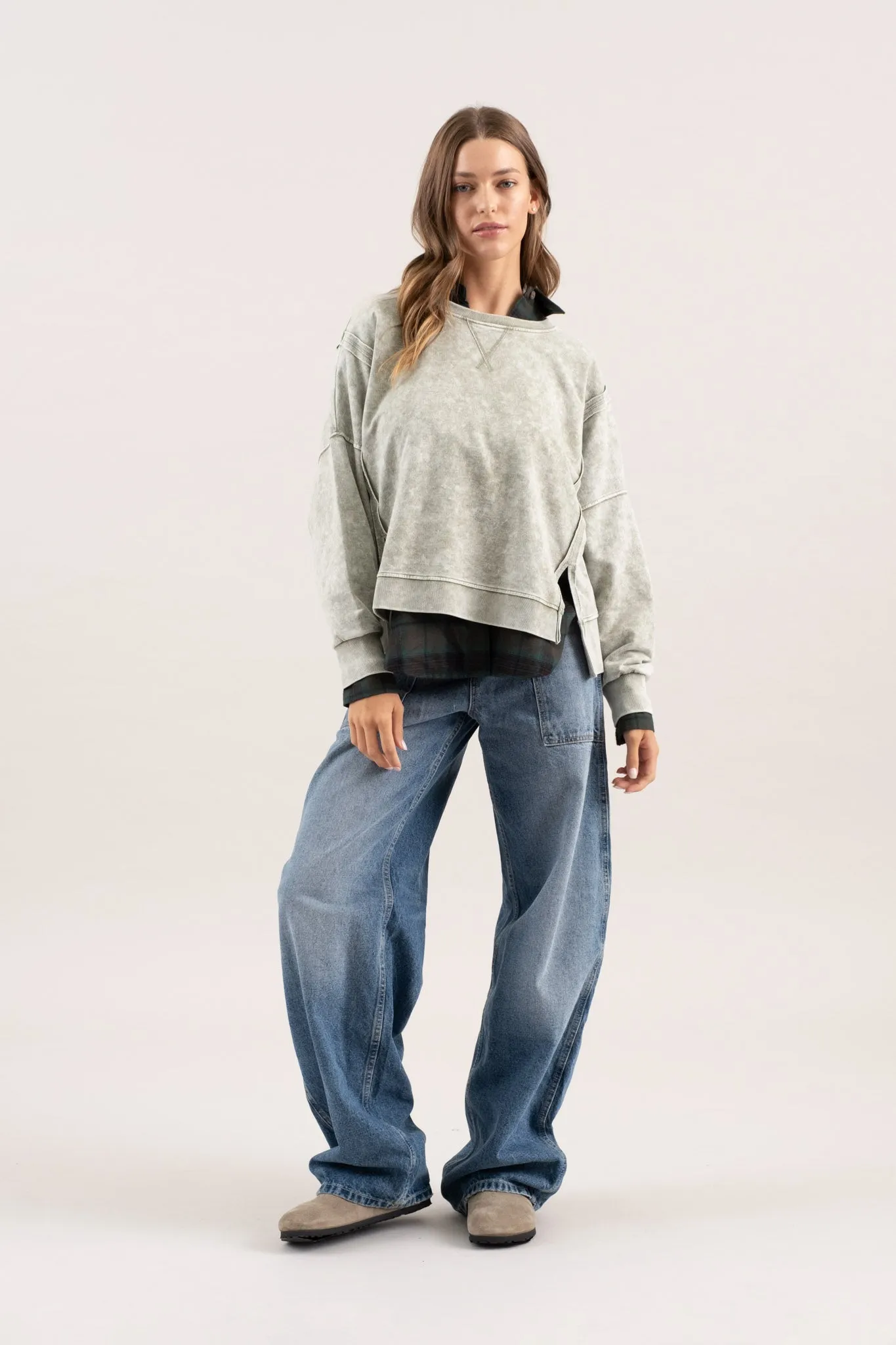 WASHED EXTENDED SHOULDER KNIT TOP