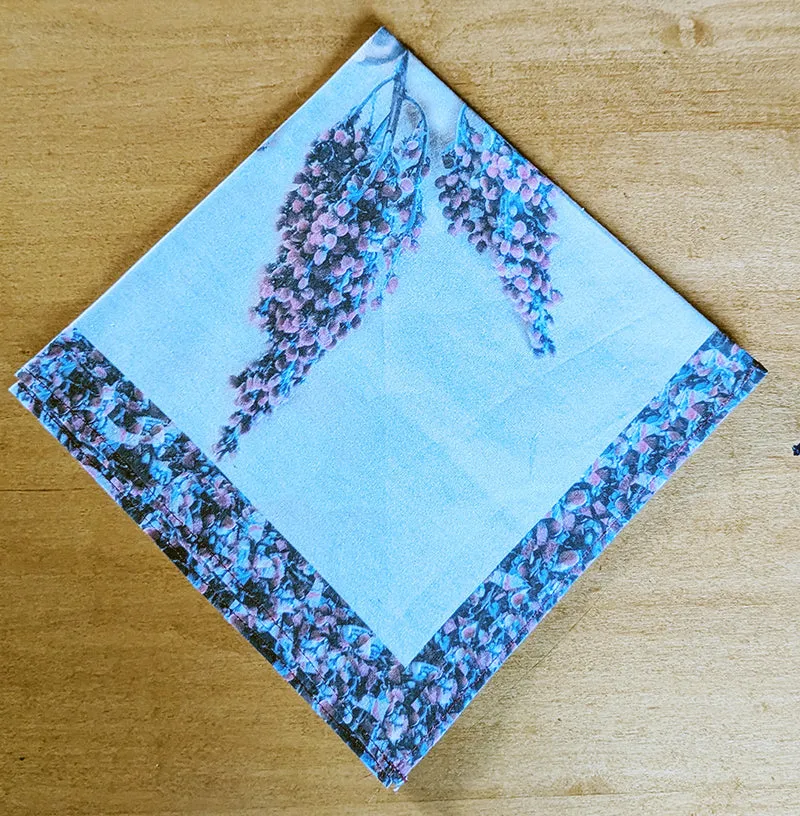 Winter Sumac Place Mats and Napkins (Sold Individually)