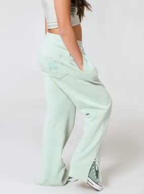 Women's It's A Vibe Flared Pants Mint